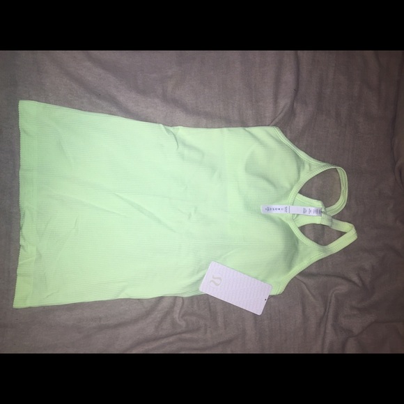 LULULEMON NWT TANK