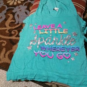 Short sleeve hoodie top toddler size