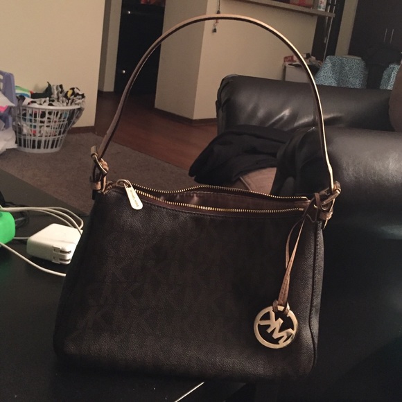 Michael kors purse