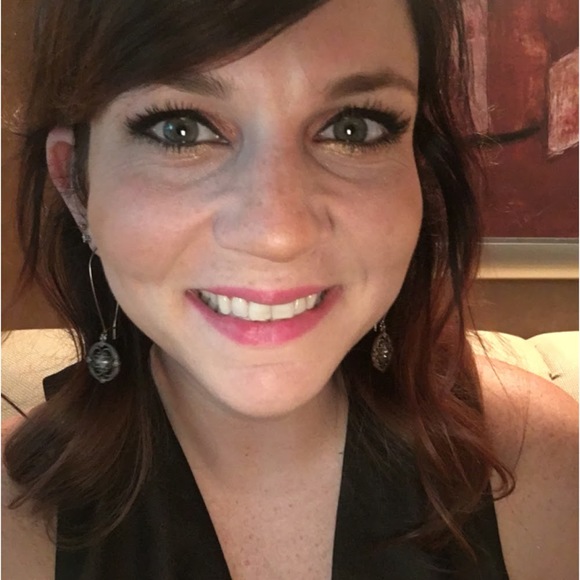 Meet your Posher, Samantha - Picture 1 of 1