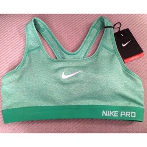 Nike Pro Sports Bra