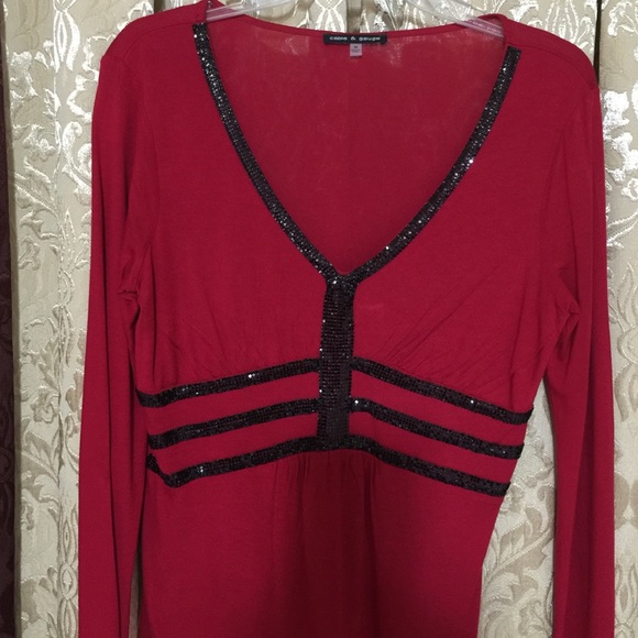 Blouses - Picture 2 of 2