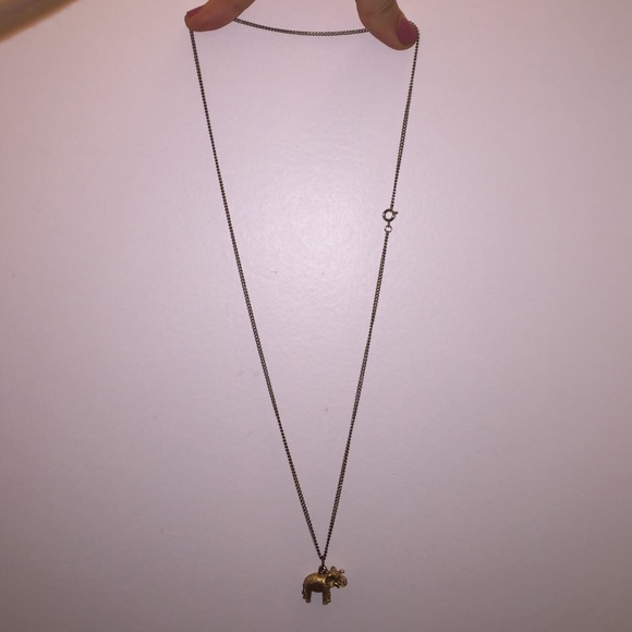 VINTAGE ELEPHANT NECKLACE