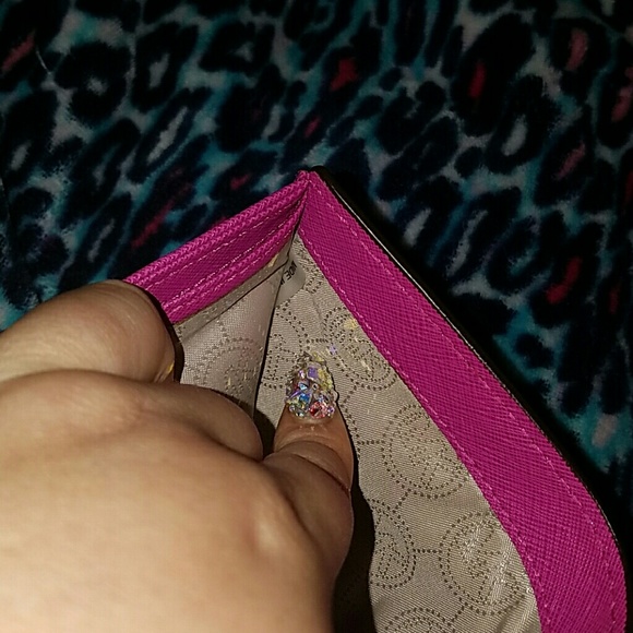 SOLD - Picture 4 of 4