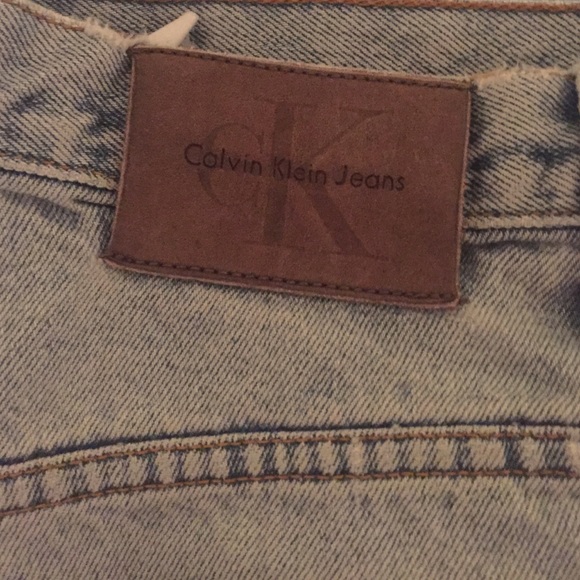 Calvin Klein Shorts - Picture 2 of 3