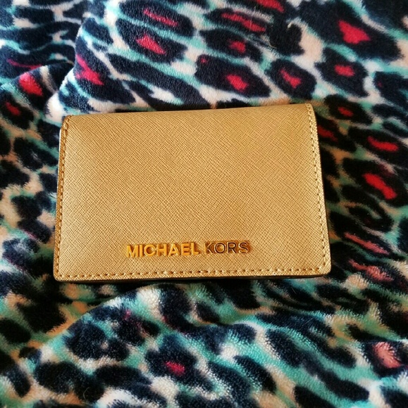 Sold - Picture 1 of 4