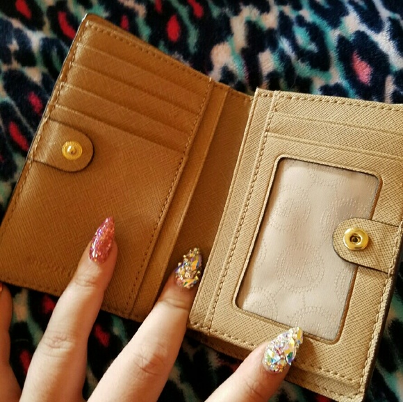 Sold - Picture 2 of 4