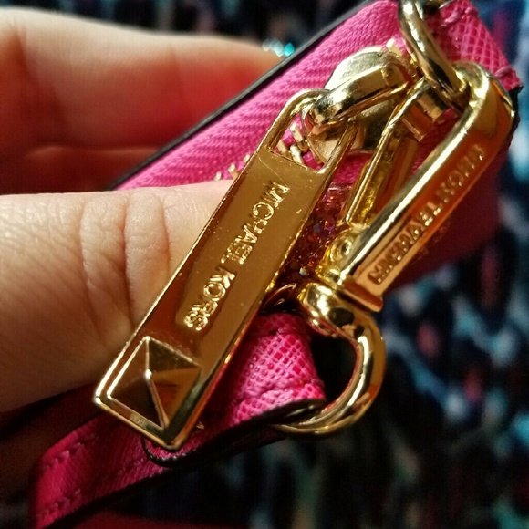 Sold! - Picture 3 of 4