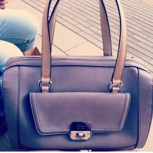 🎈SOLD🎈Guess satchel