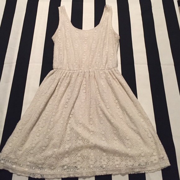 White lace dress