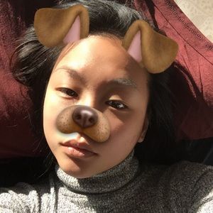 Meet your Posher, Carolyn