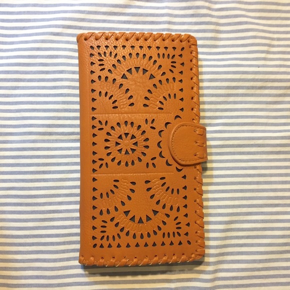 Vegan Leather Wallet Clutch - Picture 3 of 3