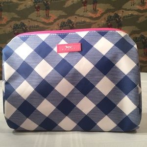 SCOUT BAGS Packin' Heat Blue Gingham Cosmetic bag