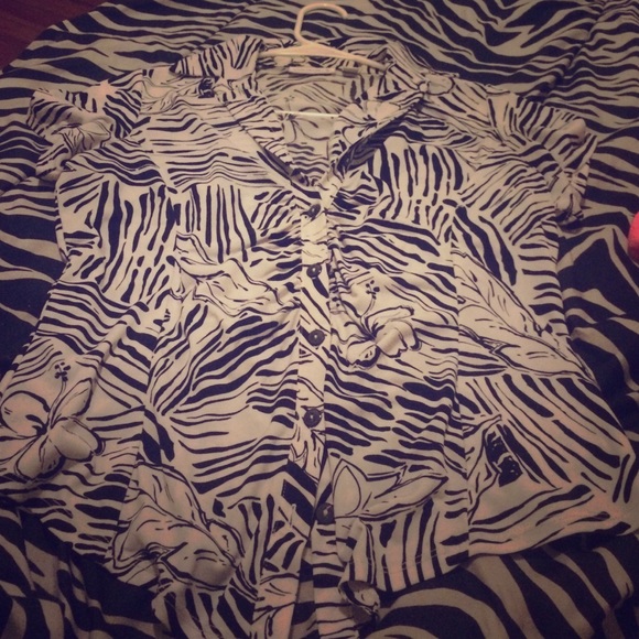 Flowy button up