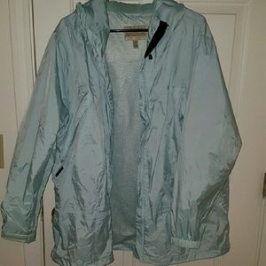 Light windbreaker