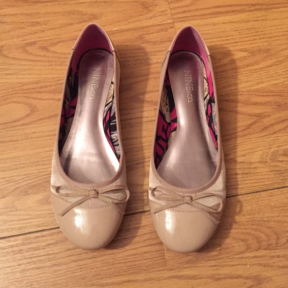 Flirty Bow flats!
