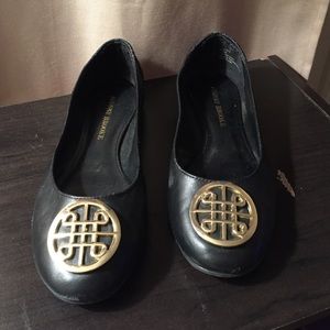 Black/gold flats