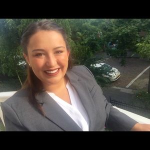 Meet your Posher, Elaina