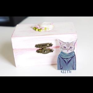 Keith cat pin