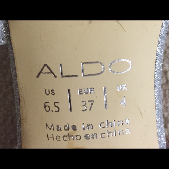 Silver ALDO heels - Picture 3 of 4