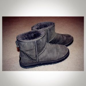 UGG BOOTS men SZ 11...90%new