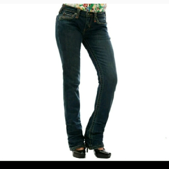 Stitches denim jeans