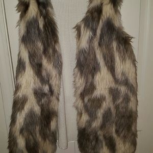 Fur vest