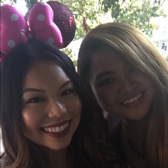 Meet your Posher, Jenelle - Picture 3 of 4