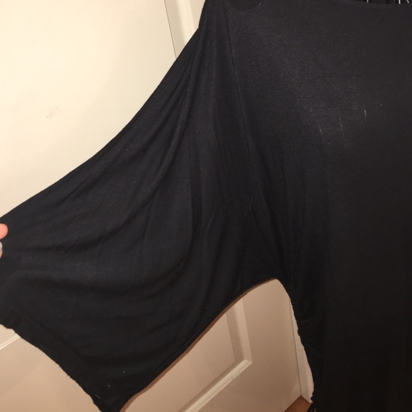 Black tunic - Picture 2 of 3