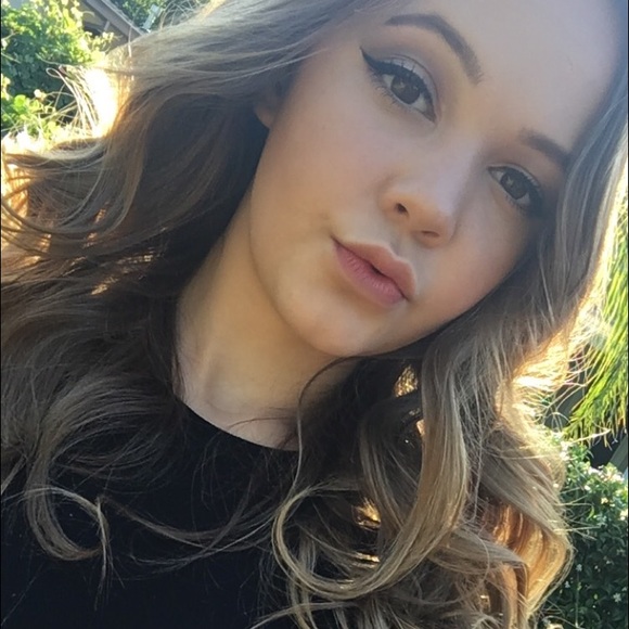 Meet your Posher, Trinity - Picture 1 of 1