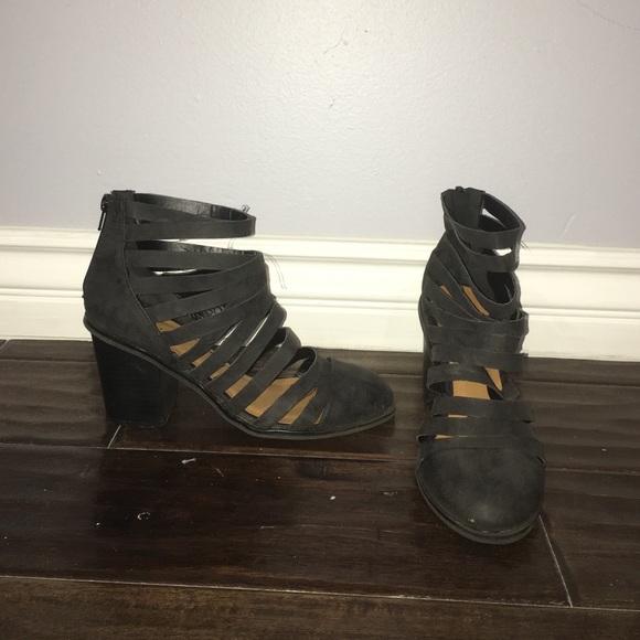 ankle boots