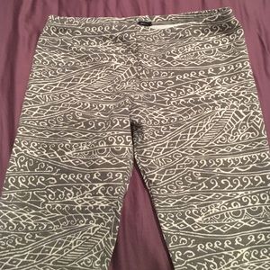 Brandy Melville printed leggings