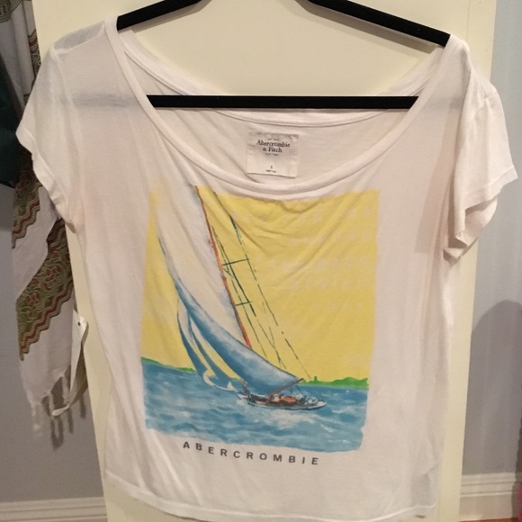 Abrecrombie & Fitch casual T