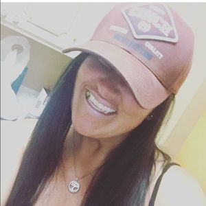 Meet your Posher, April