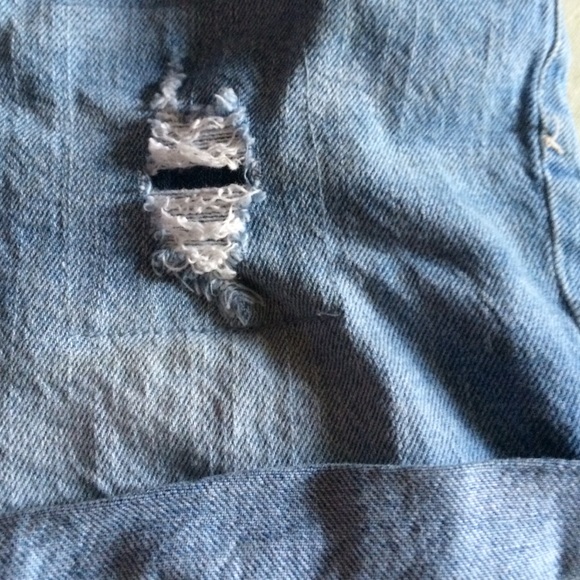 NWOT light blue Cherokee boyfriend shorts. - Picture 3 of 3