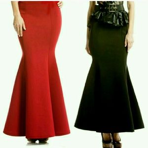 Red lrg blk xl Gracia Mermaid skirt