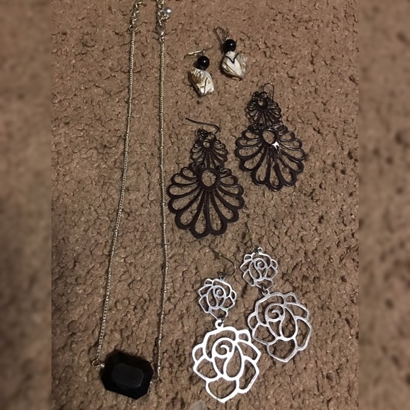 Black & silver tones necklace + 3 pair of earrings