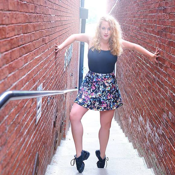 Meet your Posher, Elissa - Picture 1 of 1