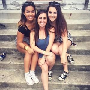 Meet your Posher, Courtney