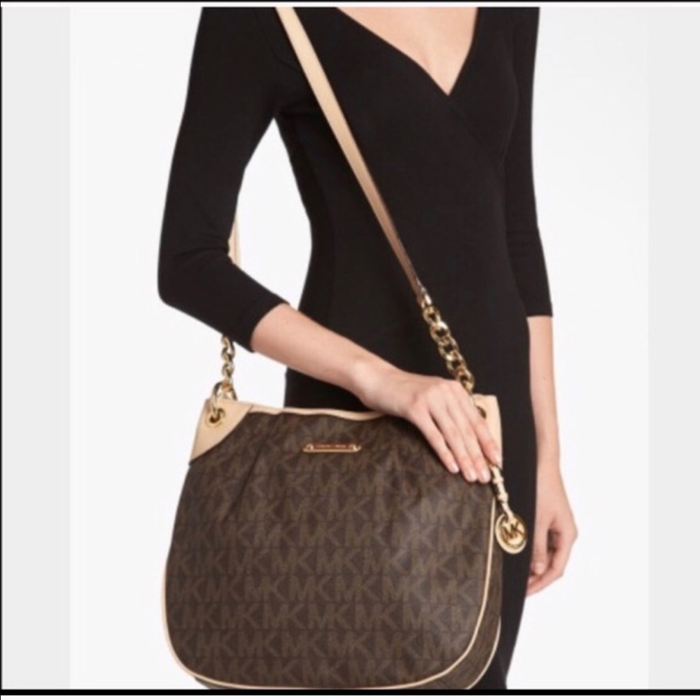 Trade for MK pink clutch