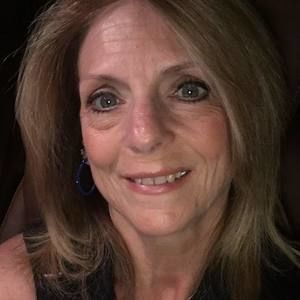 Meet your Posher, Carla