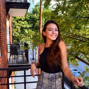 Meet your Posher, Brooke