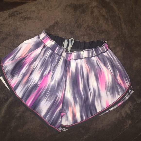 Lululemon shorts 8