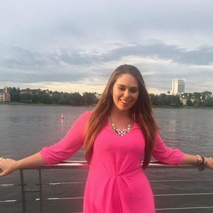 Meet your Posher, Lex