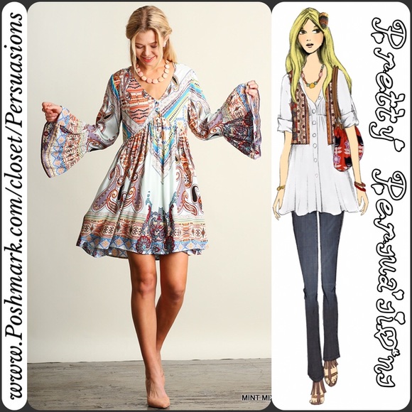 NWT Paisley Print Bell Sleeve Boho Dress - Picture 2 of 3