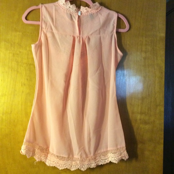Blouse 🌴 - Picture 5 of 5