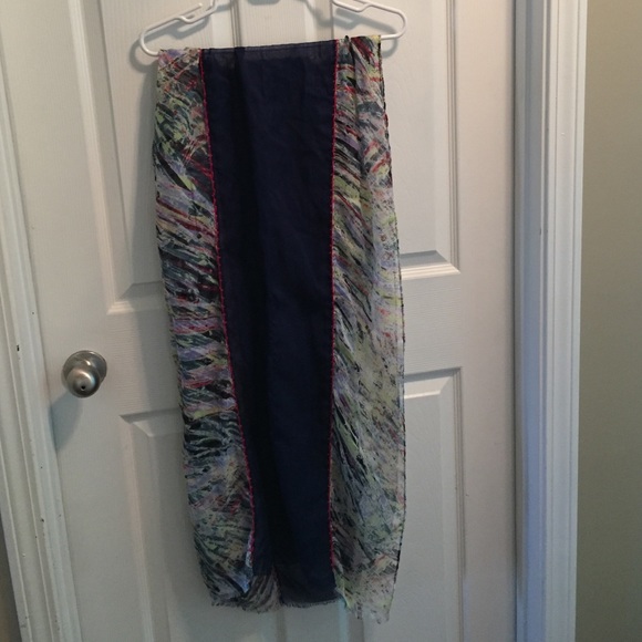 Simply Vera by Vera wang scarf