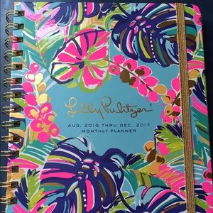 Lilly Pulitzer August 2016- December 2017 Planner
