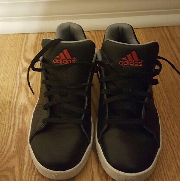 Adidas Sneakers
