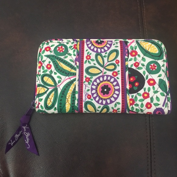 Vera Bradley wallet